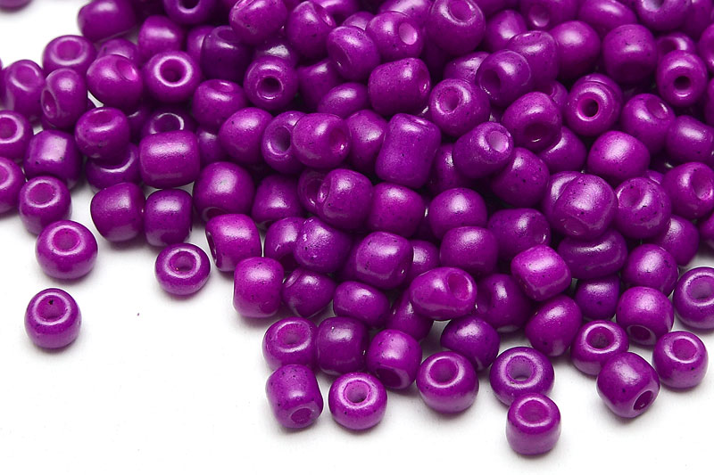 Seed beads 6/0, 4mm, Silky Plommonlila