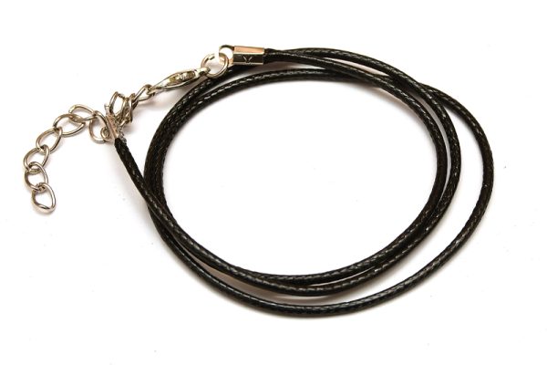 Bomullstråd med lås och kedja, färdigt halsband